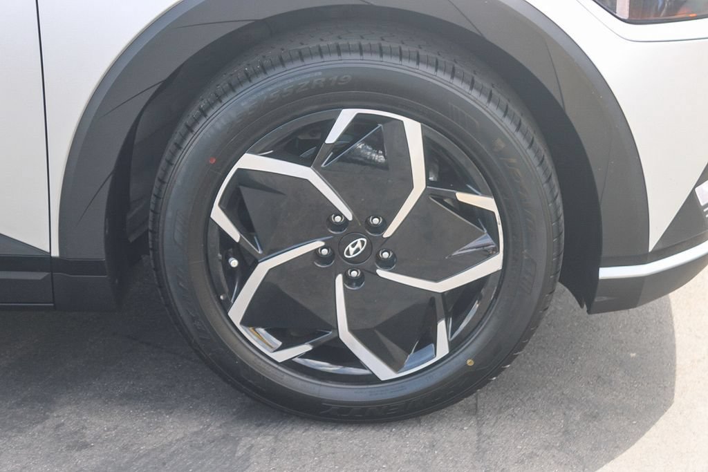 Used 2024 Hyundai Ioniq 5 SEL AWD/4WD image 13
