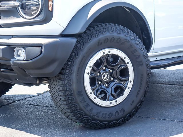 Certified 2022 Ford Bronco 4-Door w/ Sasquatch Package AWD/4WD image 4
