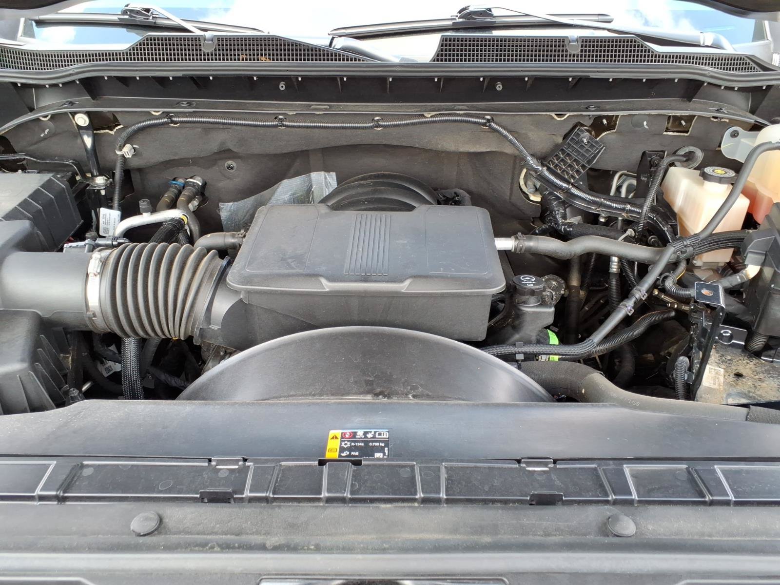 Used 2023 Chevrolet Silverado 2500 Custom w/ Custom Convenience Package AWD/4WD image 12
