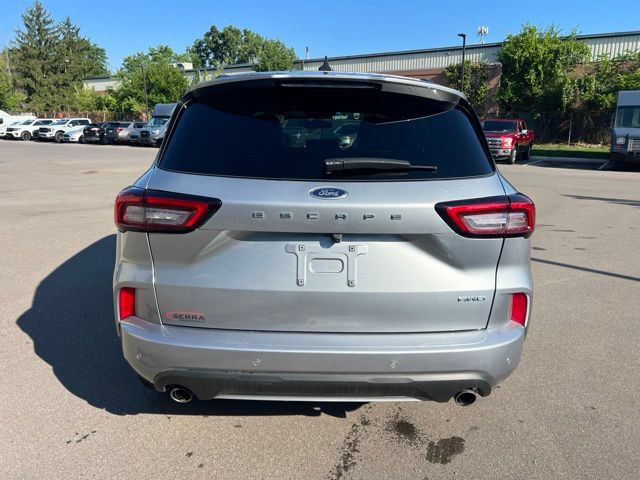 Certified 2023 Ford Escape ST-Line w/ Tech Pack #1 AWD/4WD image 6