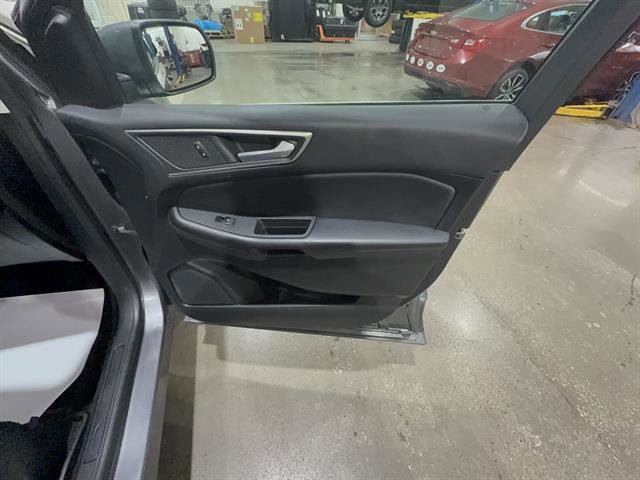 Certified 2022 Ford Edge SEL w/ Convenience Package AWD/4WD image 26