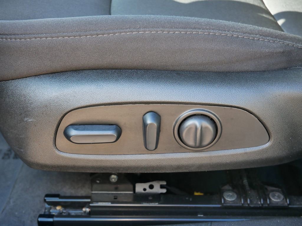 Used 2024 Chevrolet Malibu LT image 14