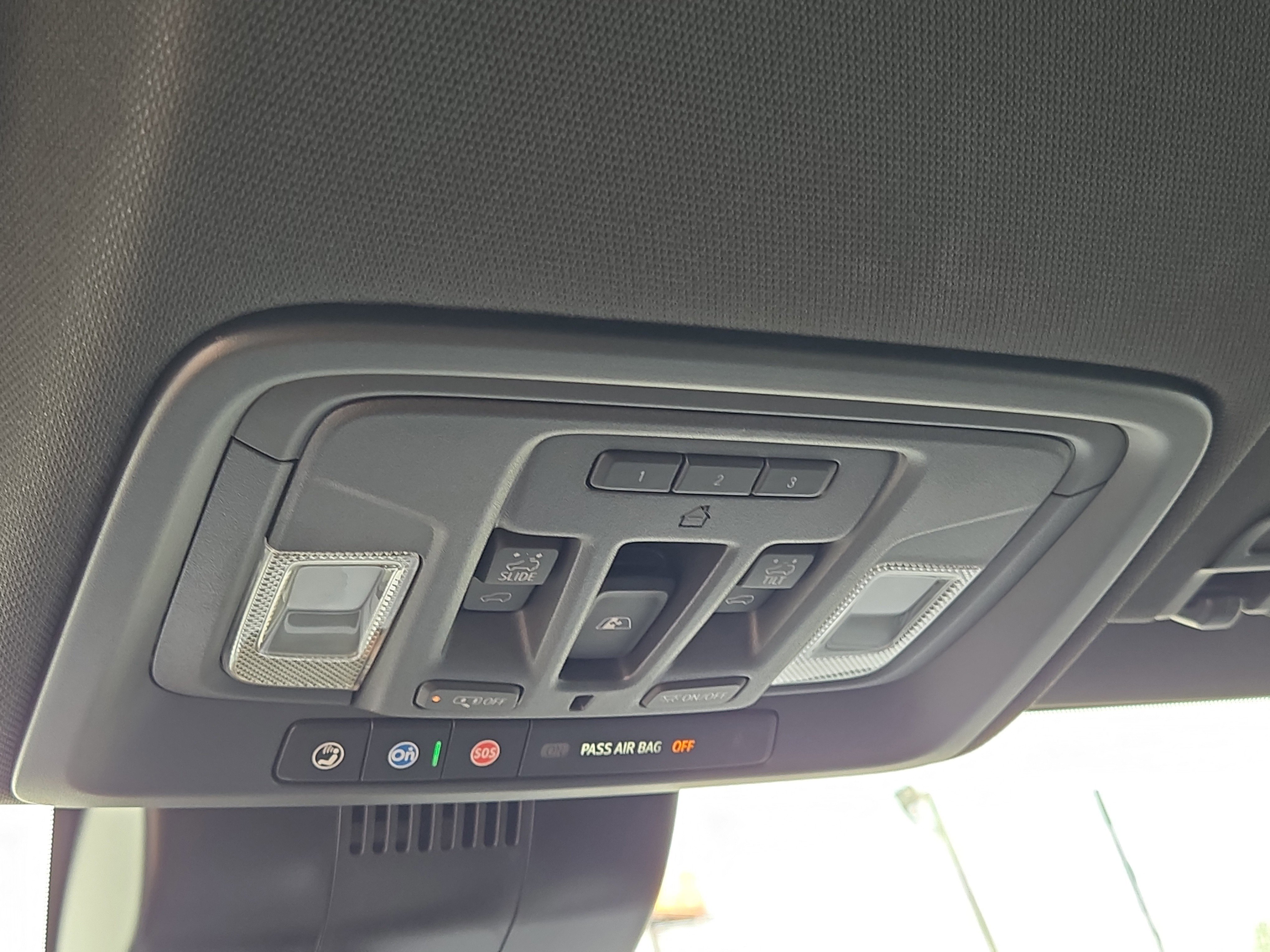 Used 2025 Chevrolet Silverado 2500 High Country w/ Technology Package image 33