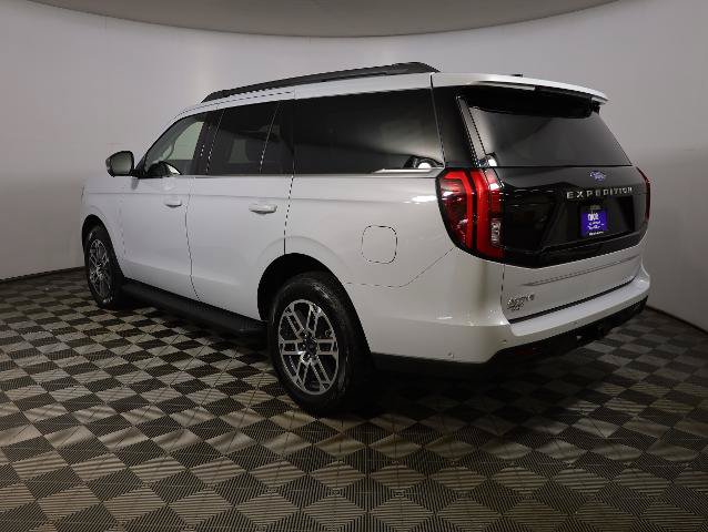 Certified 2025 Ford Expedition Active AWD/4WD image 7