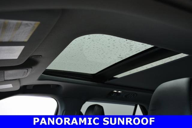 Certified 2022 Ford Explorer XLT w/ Equipment Group 202A image 14