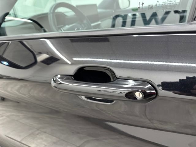 Certified 2025 Ford Explorer ST-Line image 22