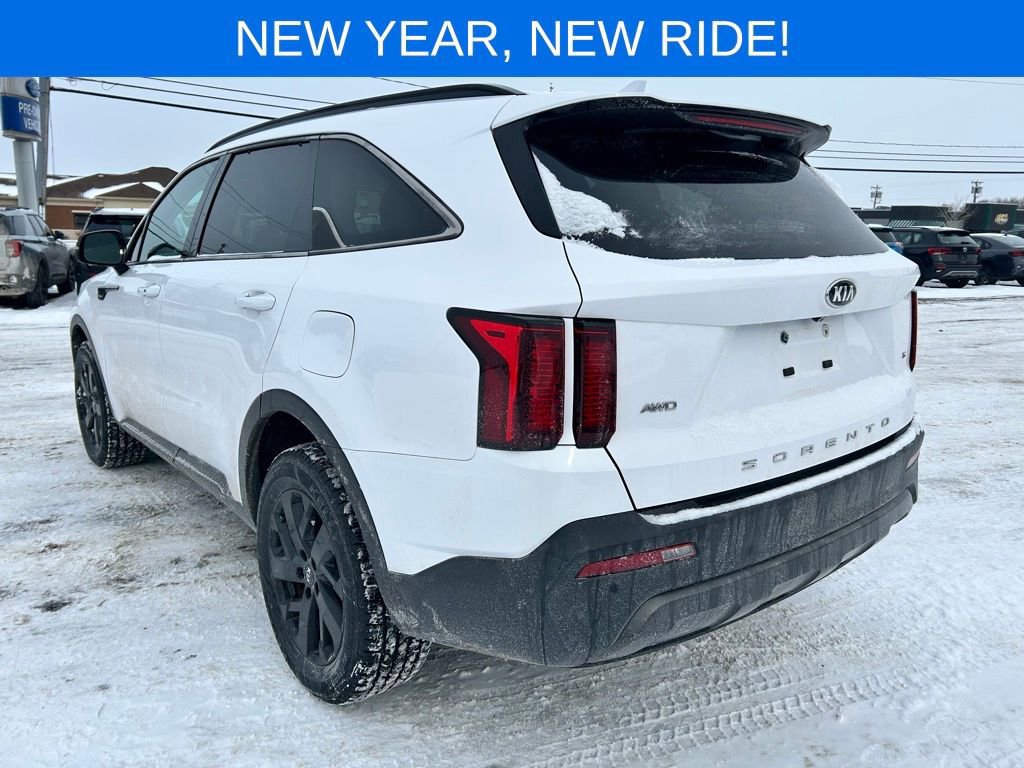 Used 2021 Kia Sorento S w/ Panoramic Sunroof Package image 4