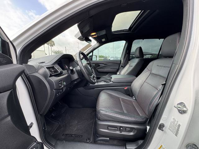 Used 2024 Honda Passport Black Edition image 12