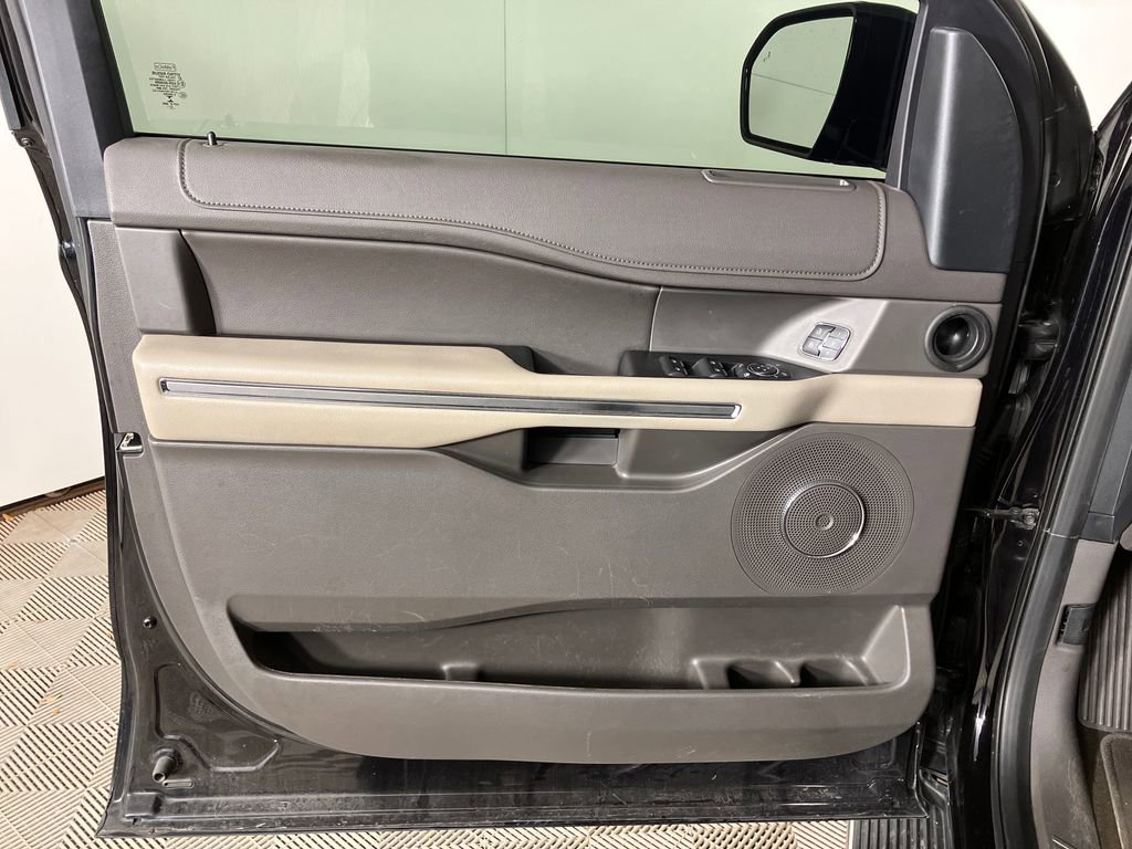 Certified 2021 Ford Expedition XLT image 22