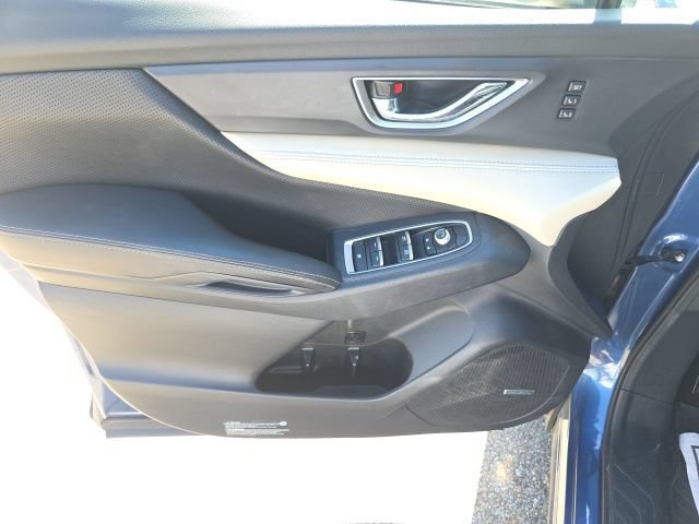 Used 2022 Subaru Ascent Limited w/ Technology Package AWD/4WD image 9