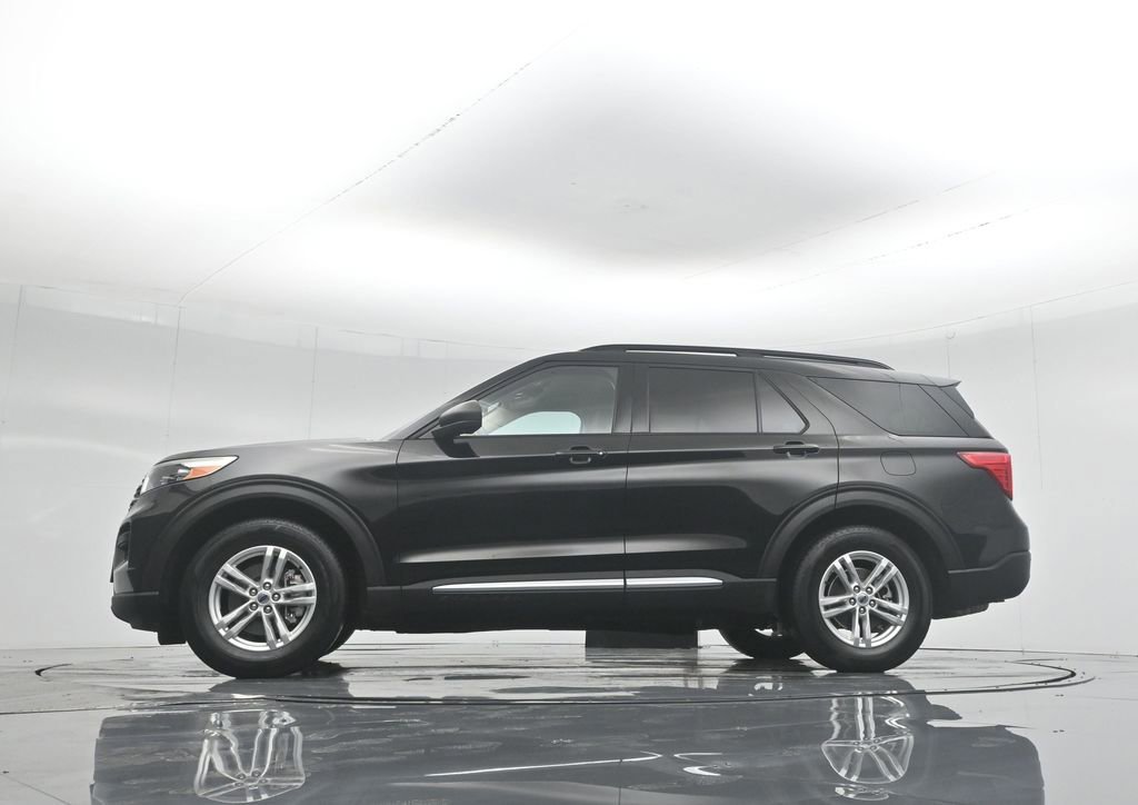 Certified 2022 Ford Explorer XLT image 21