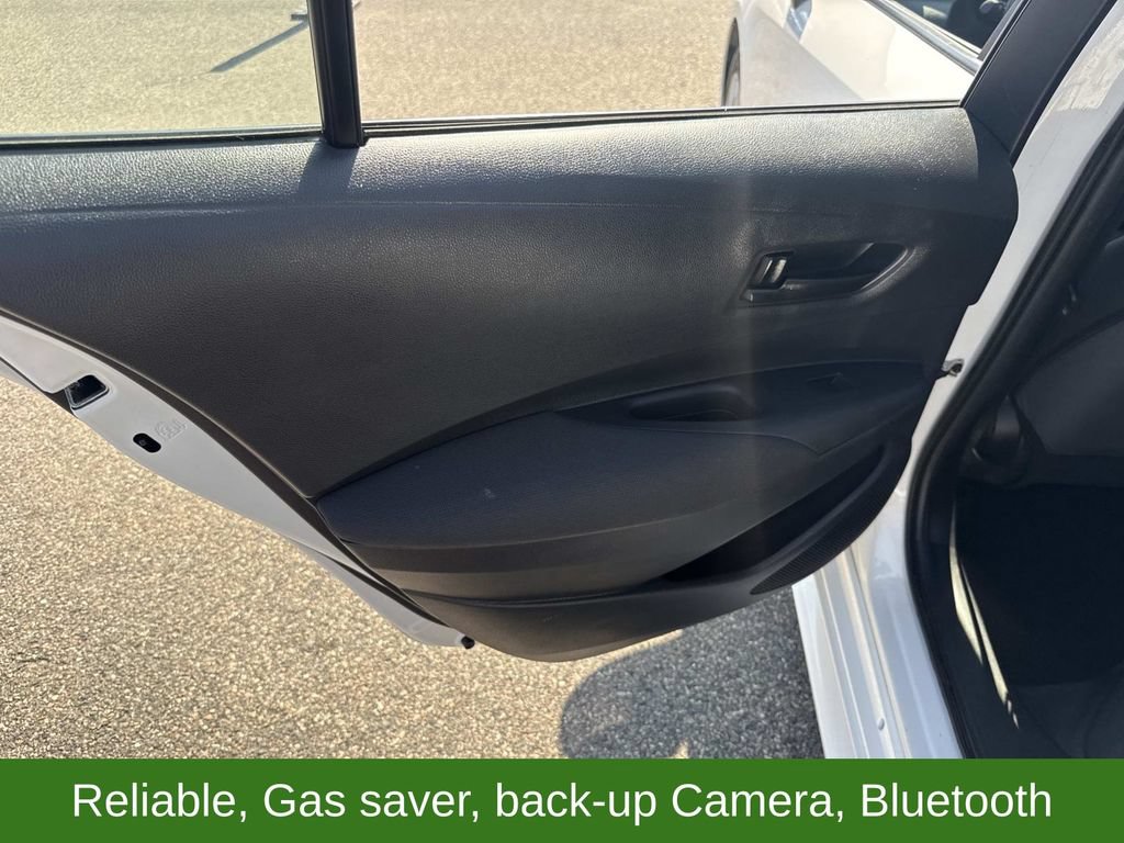 Used 2025 Toyota Corolla LE FWD image 15