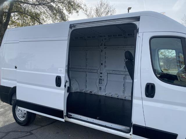 Used 2023 RAM ProMaster 2500 image 22