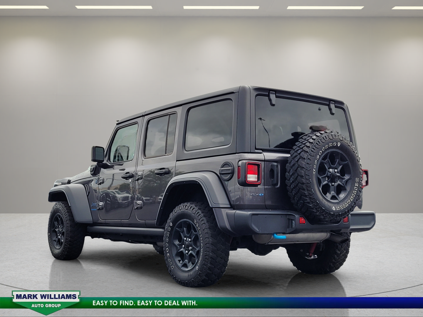 Used 2023 Jeep Wrangler Unlimited w/ Convenience Group AWD/4WD image 6