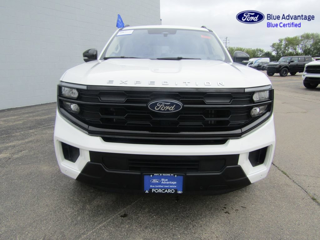 Certified 2025 Ford Expedition Active AWD/4WD image 11