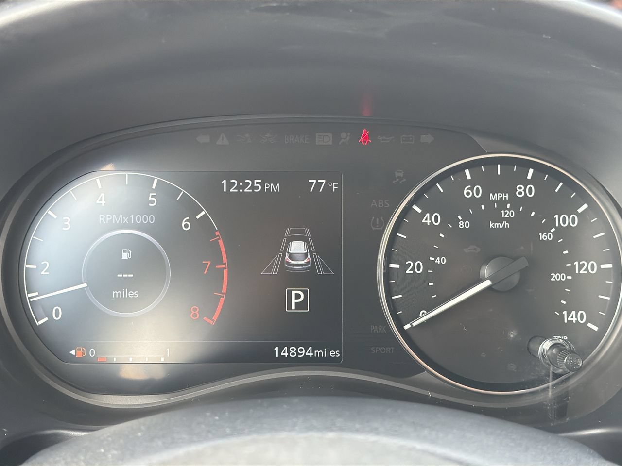 Used 2023 Nissan Kicks SR w/ SR Premium Package FWD image 27