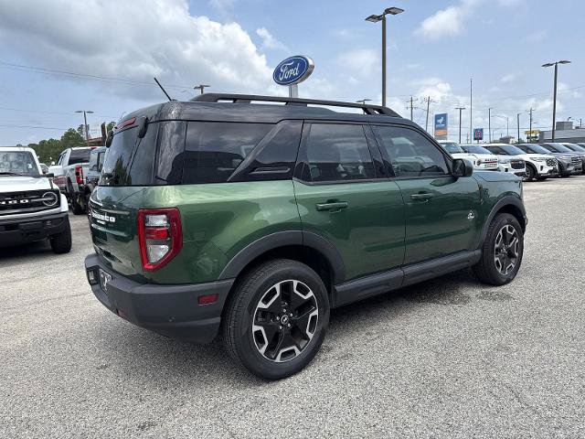 Certified 2023 Ford Bronco Sport Outer Banks w/ Tech Package AWD/4WD image 3