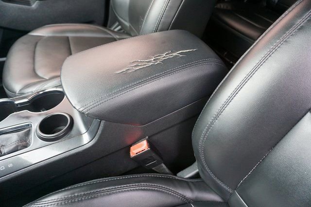 Certified 2019 Ford Explorer XLT w/ Equipment Group 202A image 24