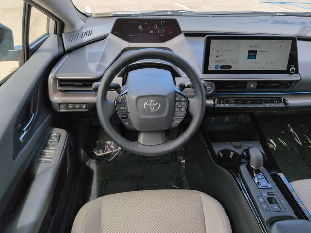 Used 2023 Toyota Prius XLE FWD image 15