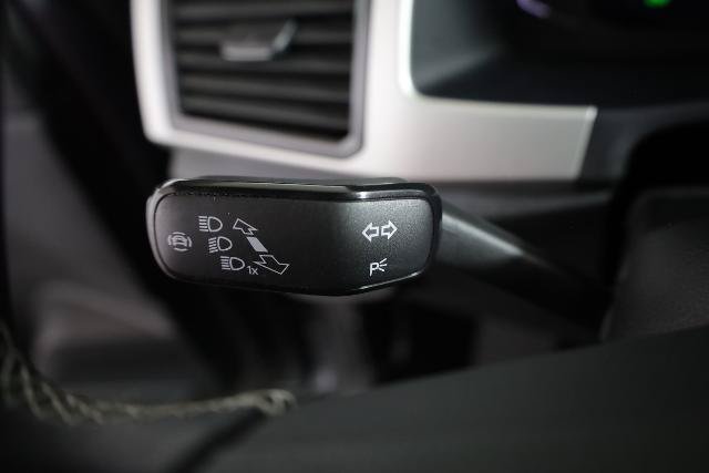 Used 2022 Volkswagen Atlas SEL AWD/4WD image 16