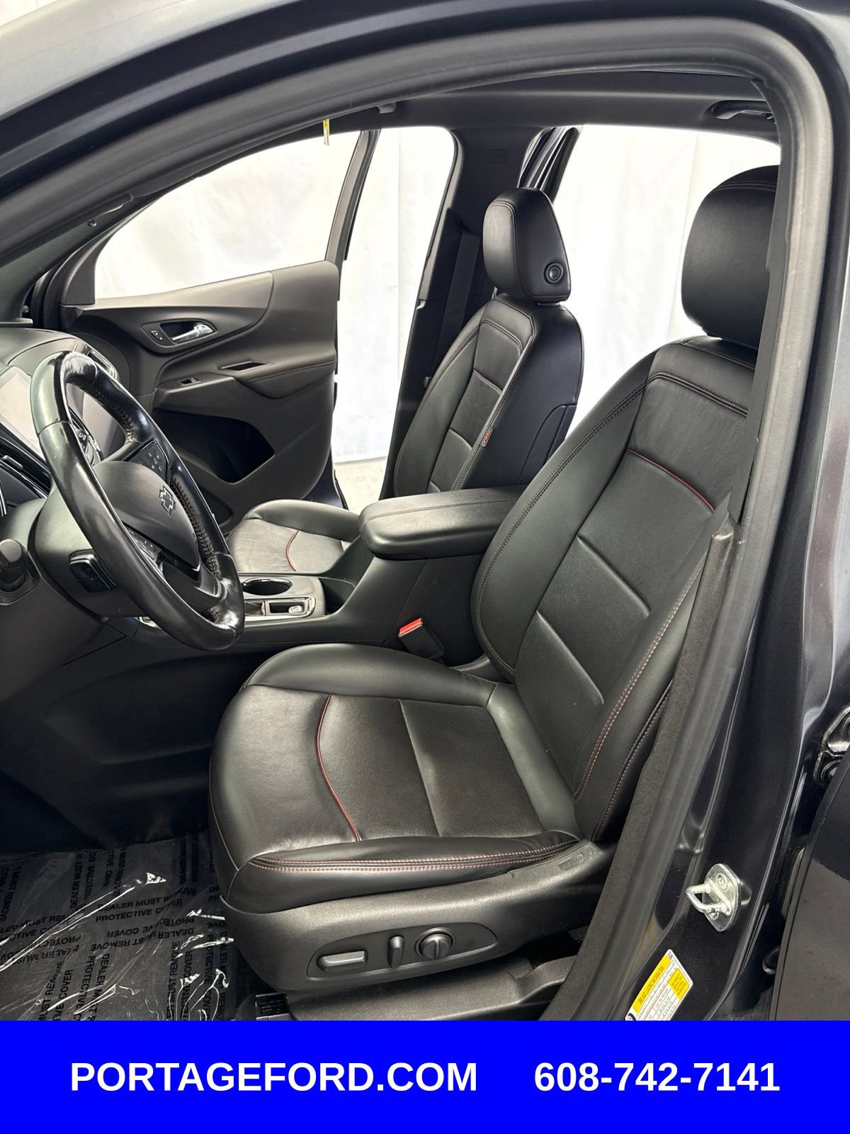 Used 2022 Chevrolet Equinox RS w/ RS Leather Package AWD/4WD image 8