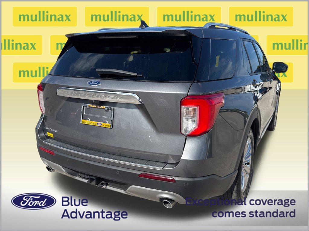 Certified 2022 Ford Explorer Limited w/ Equipment Group 301A RWD image 4