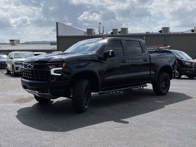 Used 2024 Chevrolet Silverado 1500 ZR2 w/ Technology Package AWD/4WD image 8