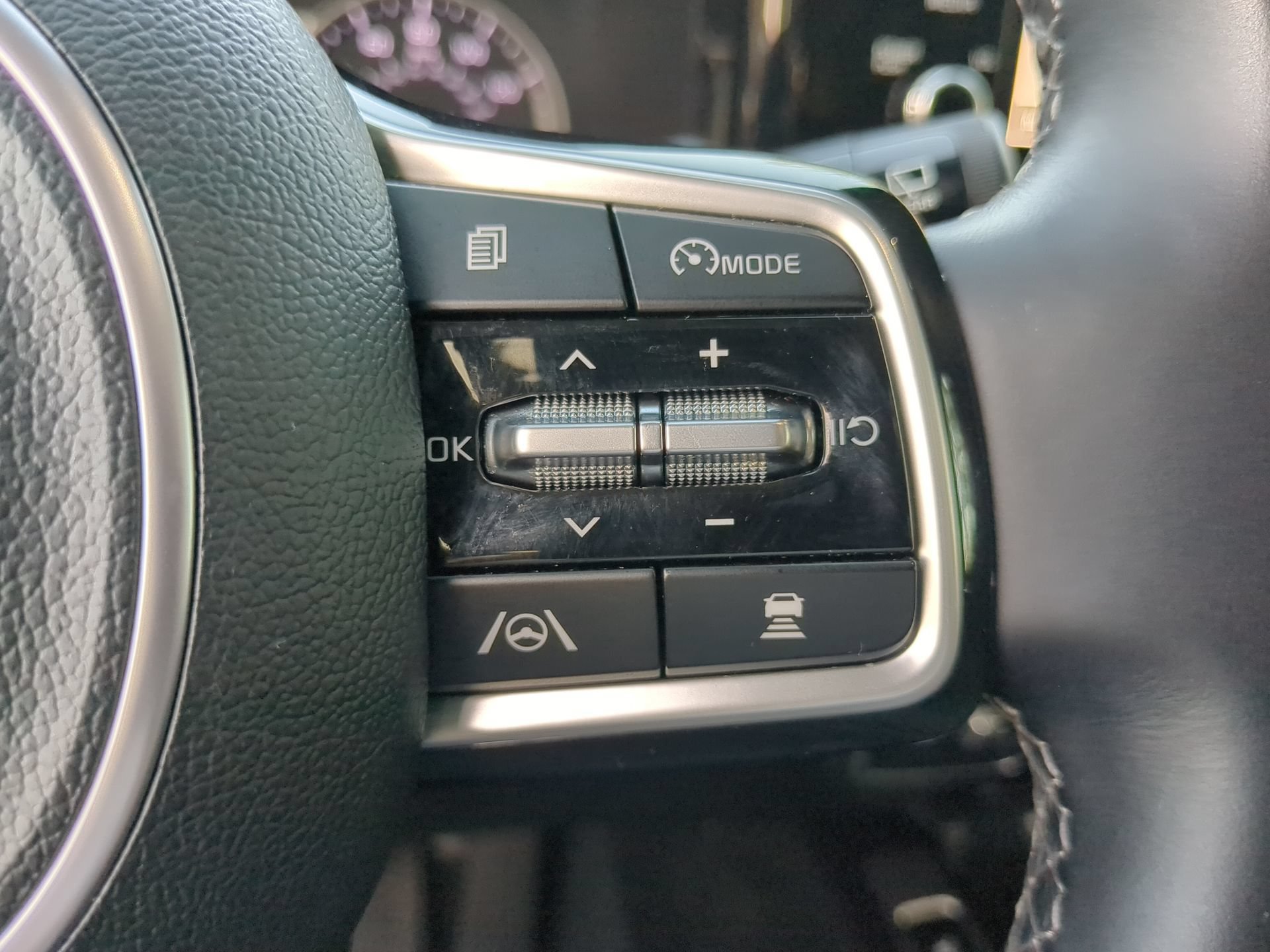 Used 2022 Kia Sorento EX w/ Panoramic Sunroof Package FWD image 67