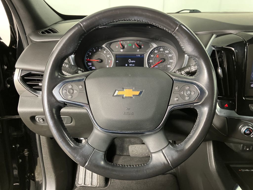 Used 2022 Chevrolet Traverse LT image 16