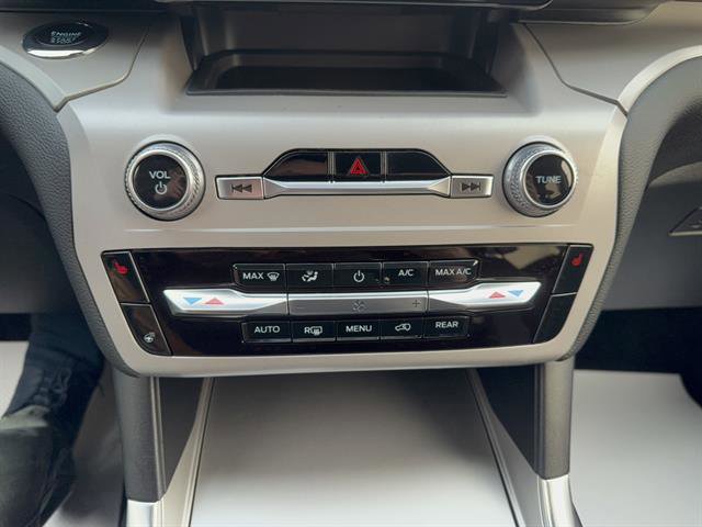 Certified 2023 Ford Explorer XLT w/ Equipment Group 202A AWD/4WD image 16