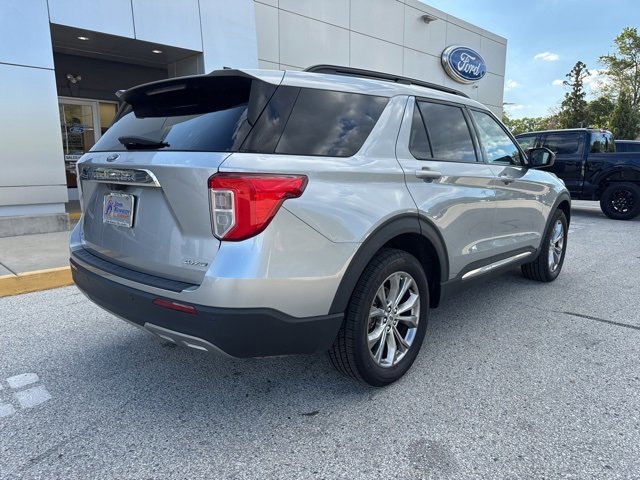 Certified 2022 Ford Explorer XLT w/ Equipment Group 202A image 9