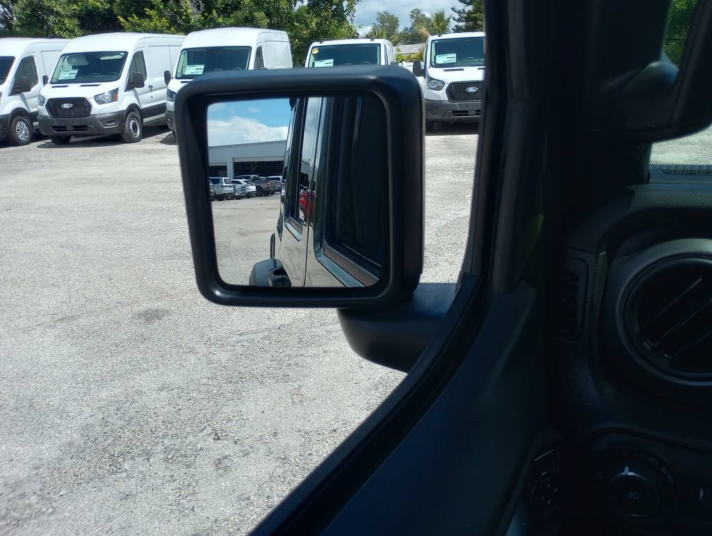 Used 2022 Jeep Wrangler Unlimited Sport AWD/4WD image 22
