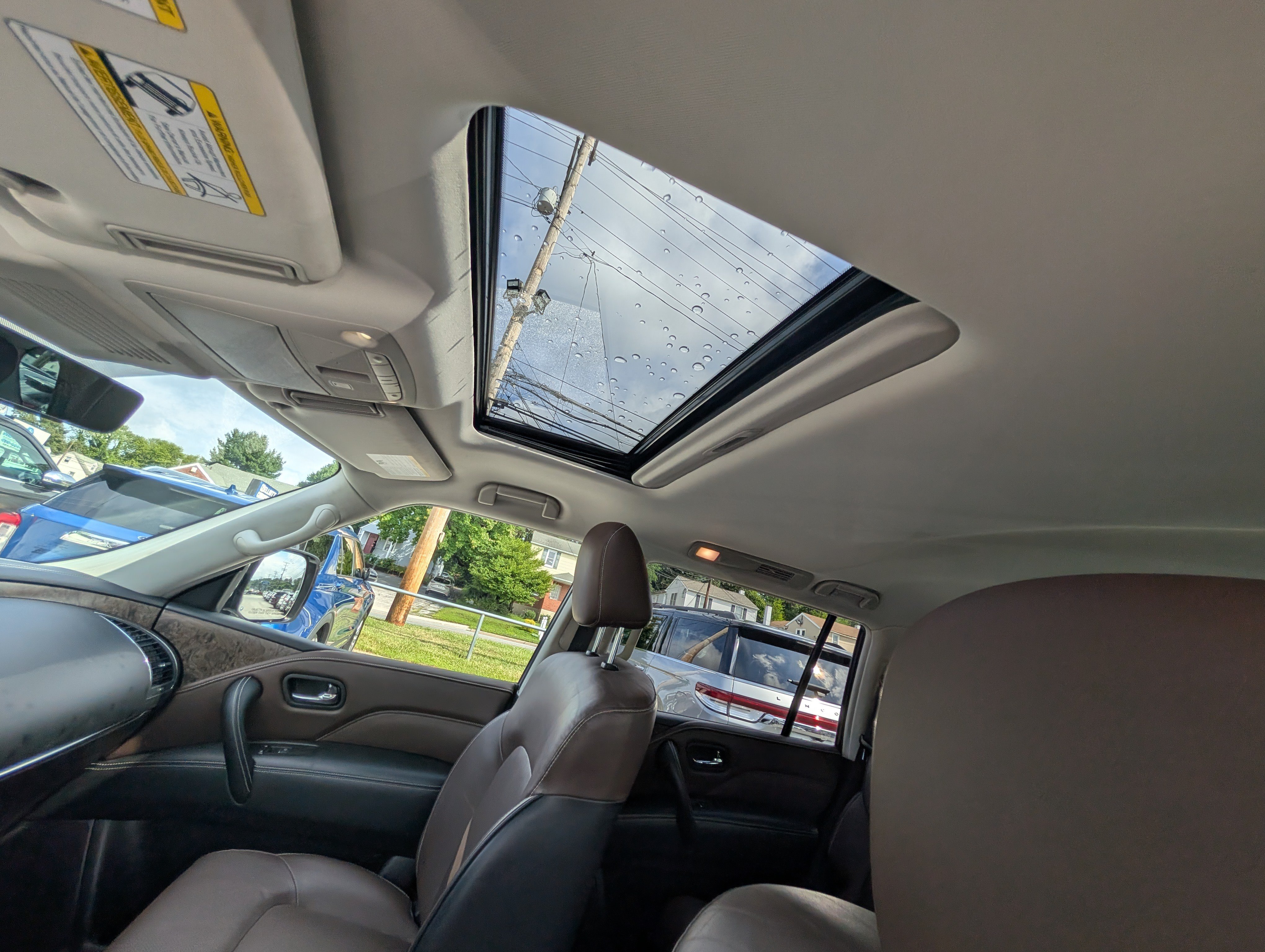 Used 2023 INFINITI QX80 Premium Select w/ Cargo Package AWD/4WD image 24