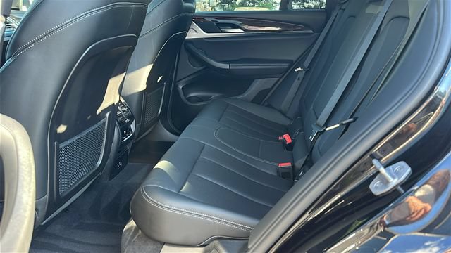Used 2024 BMW X4 xDrive30i w/ Parking Assistance Package AWD/4WD image 23
