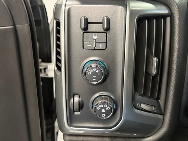 Used 2017 Chevrolet Silverado 1500 LT w/ All Star Edition AWD/4WD image 16