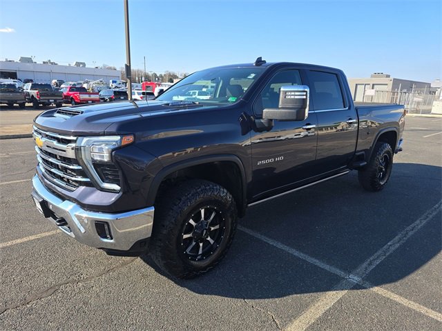 Used 2024 Chevrolet Silverado 2500 LTZ w/ LTZ Plus Package