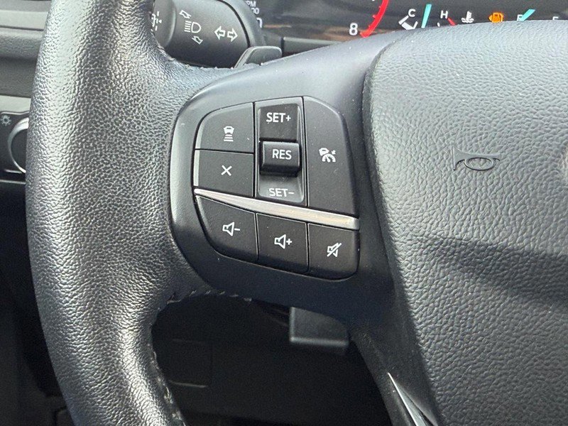 Certified 2020 Ford Escape SEL image 17