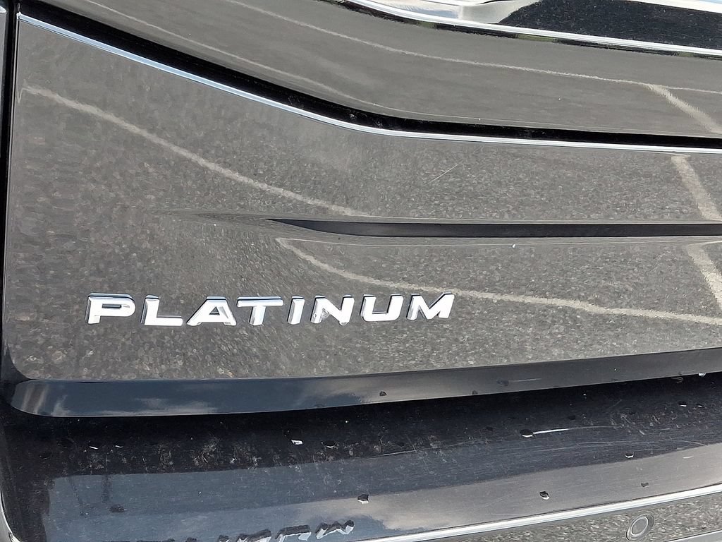 Certified 2025 Ford Expedition Platinum w/ Driver's Package AWD/4WD image 43