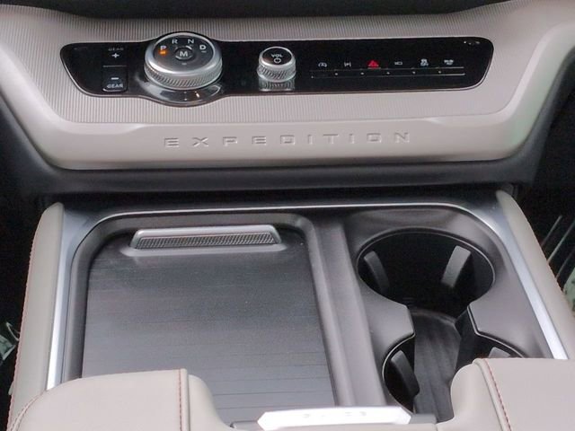 Certified 2025 Ford Expedition Max Active RWD image 19