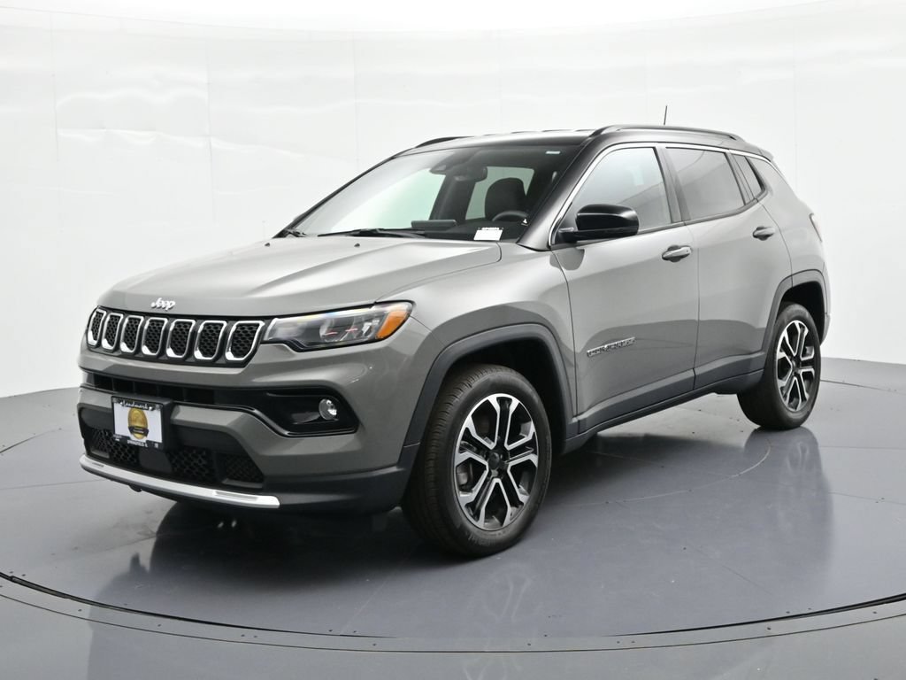 Used 2023 Jeep Compass Limited AWD/4WD image 1