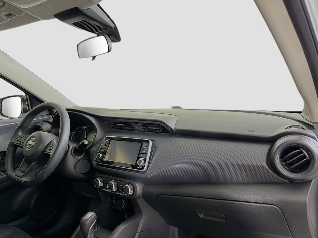 Used 2024 Nissan Kicks S FWD image 31
