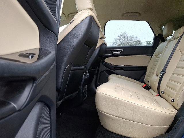 Certified 2020 Ford Edge SEL w/ Cold Weather Package image 11