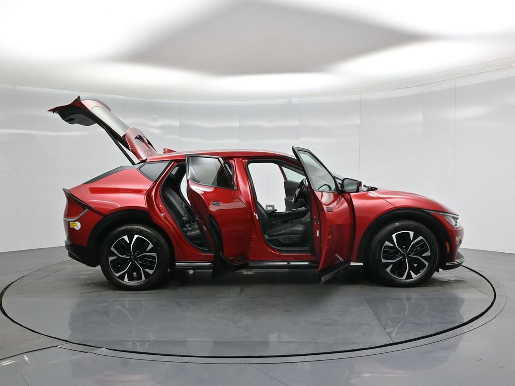 Used 2022 Kia EV6 Wind image 35