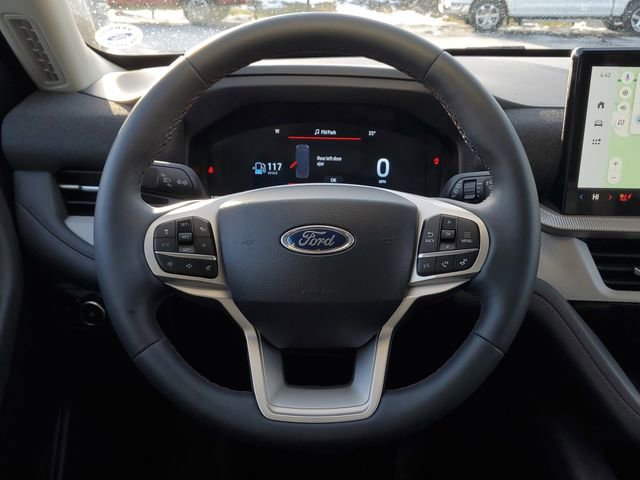 Certified 2025 Ford Explorer Active w/ Active Comfort Package image 27