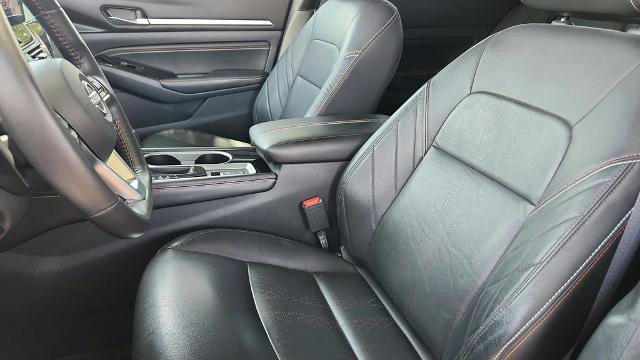 Used 2023 Nissan Altima 2.0 SR FWD image 11