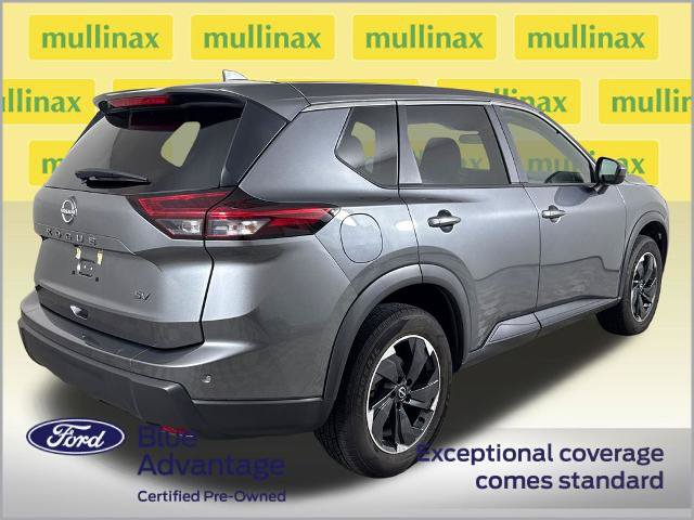 Used 2024 Nissan Rogue SV FWD image 4