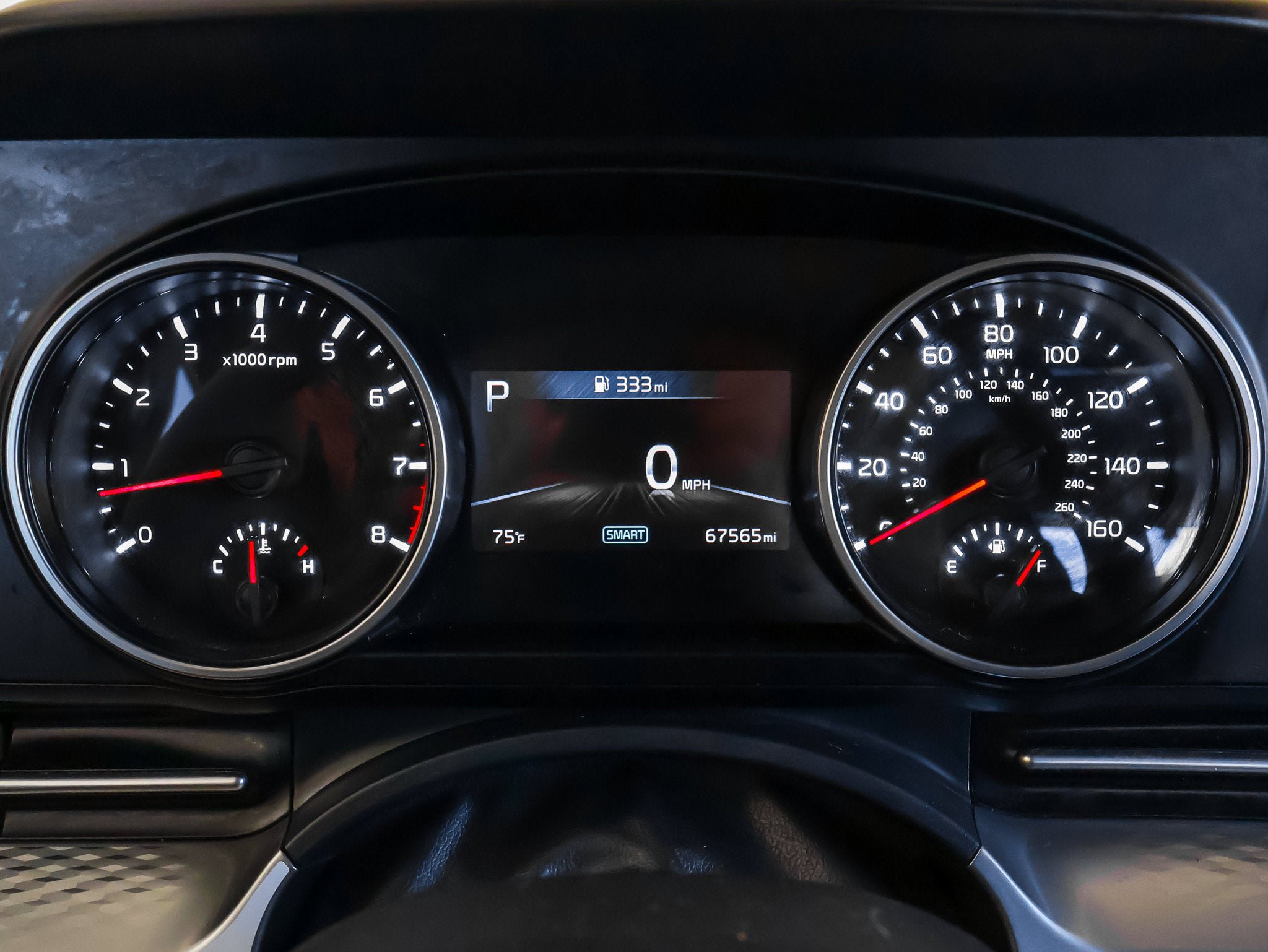 Used 2022 Kia Carnival LX FWD image 27
