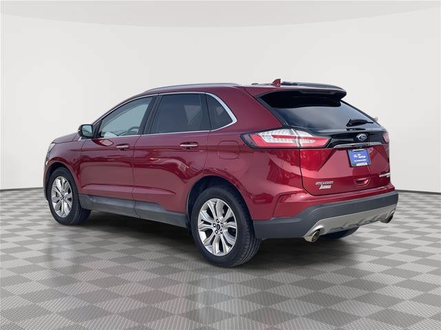 Certified 2019 Ford Edge Titanium w/ Cold Weather Package AWD/4WD image 9