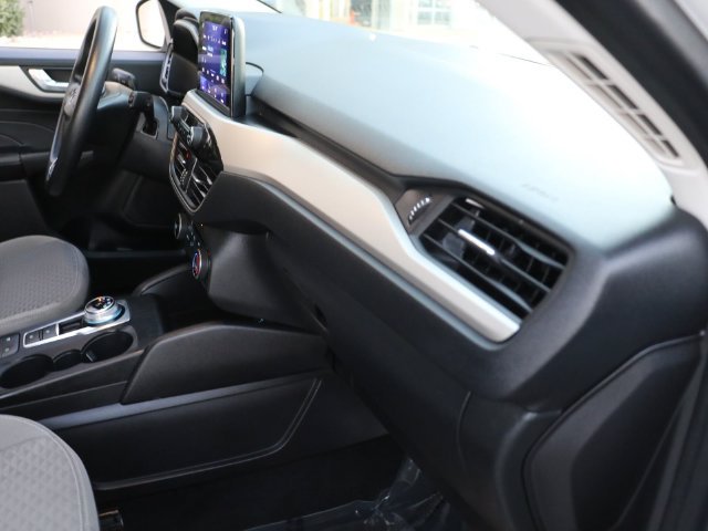 Certified 2021 Ford Escape SE FWD image 11