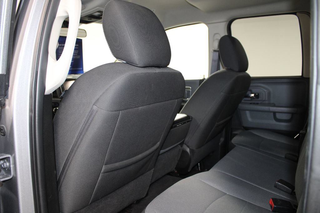 Used 2024 RAM 1500 Classic SLT AWD/4WD image 23